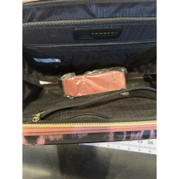 Leopard Print Travel Bag - Picture 6 of 9